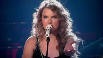 Задник к фильму "Taylor Swift: Speak Now World Tour Live" #415332