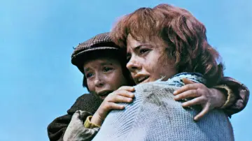 Задник к фильму "Flight of the Doves" #1199079
