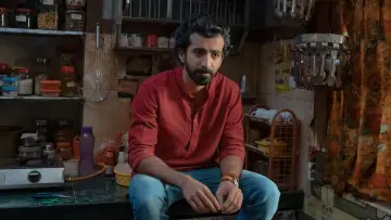 Задник к фильму "डार्लिंग्स" #419426