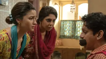 Задник к фильму "डार्लिंग्स" #419428