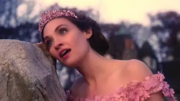 Задник к фильму "A Fairy Tale After All" #542119