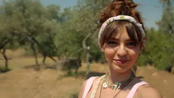 Задник к фильму "Aşk Oluversin Gari" #921198
