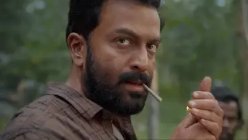 Задник к фильму "വിലായത്ത് ബുദ്ധ" #1527831