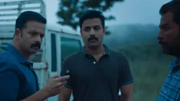 Задник к фильму "ജോൺ ലൂഥർ" #417691