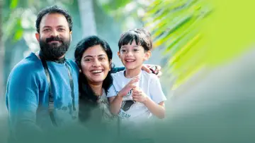 Задник к фильму "മേരി ആവാസ് സുനോ" #1621593