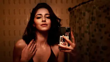 Задник к фильму "खो गए हम कहाँ" #353389