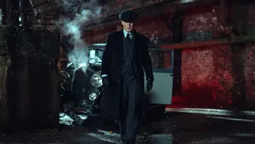 Задник к фильму "Острые козырьки: бессмертный" #759632