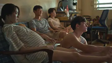 Задник к фильму "我们不是陌生人" #787577