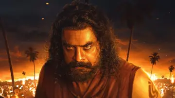 Задник к фильму "അജയന്റെ രണ്ടാം മോഷണം" #1190668