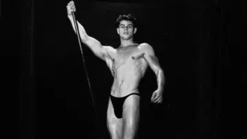 Задник к фильму "Beefcake" #1725604