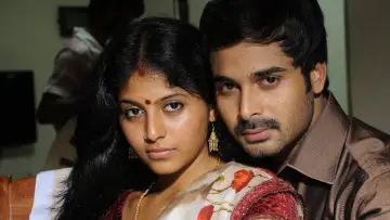 Задник к фильму "கருங்காலி" #1148858