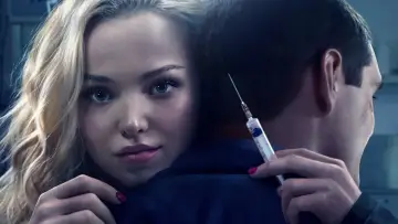 Задник к фильму "Love Me Dead" #944768