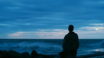 Задник к фильму "やがて海へと届く" #923935