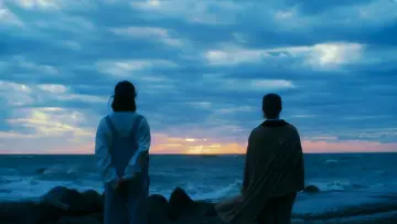 Задник к фильму "やがて海へと届く" #923938
