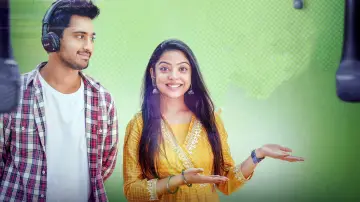 Задник к фильму "స్టాండప్ రాహుల్" #969180