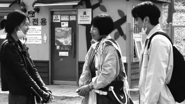 Задник к фильму "소설가의 영화" #459081