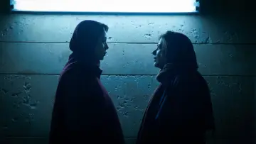 Задник к фильму "بی‌رویا" #984428