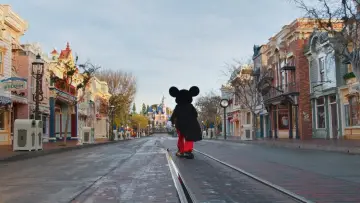 Задник к фильму "Mickey: The Story of a Mouse" #437085