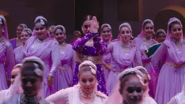Задник к фильму "मिसिज़" #869833