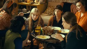 Задник к фильму "Annie Colère" #387192