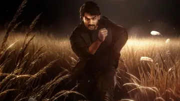 Задник к фильму "భజే వాయు వేగం" #487726