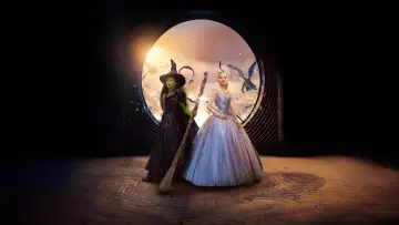 Задник к фильму "Злая: Часть 2" #515236