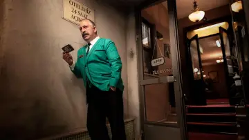 Задник к фильму "Do Not Disturb" #390901