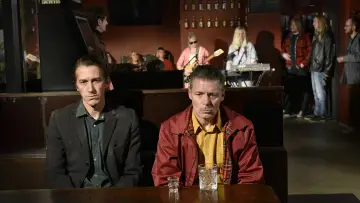 Задник к фильму "Опавшие листья" #189910