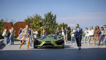 Задник к фильму "Szelfi Egyetem" #1148629