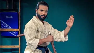 Задник к фильму "ആര്‍ഡിഎക്സ്: റോബര്‍ട്ട് ഡോണി സേവ്യര്‍" #317300