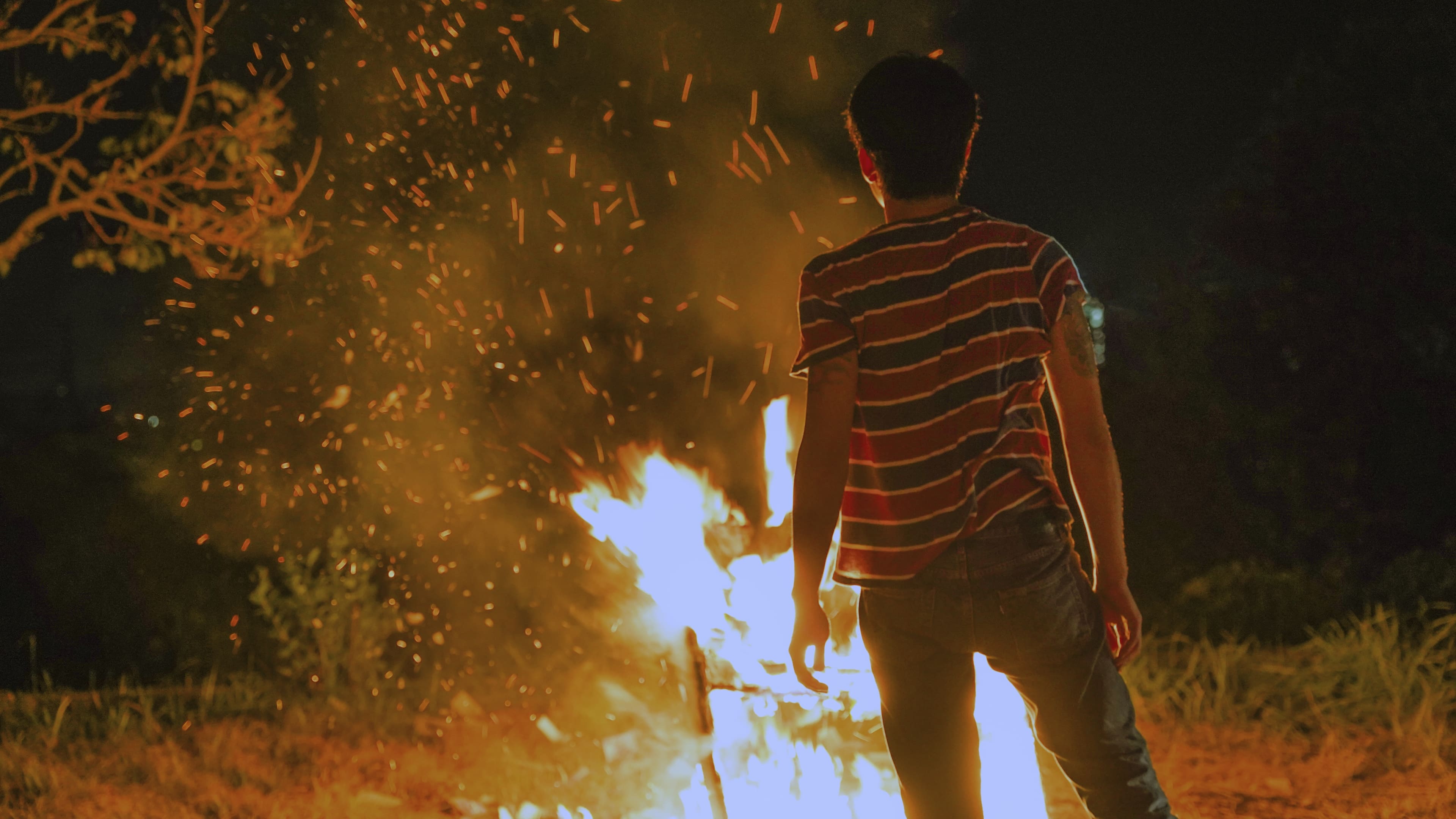 Видео к фильму Love Is a Gun | &lsquo;Love Is A Gun&rsquo;: first trailer for Lee Hong-Chi&rsquo;s directing debut