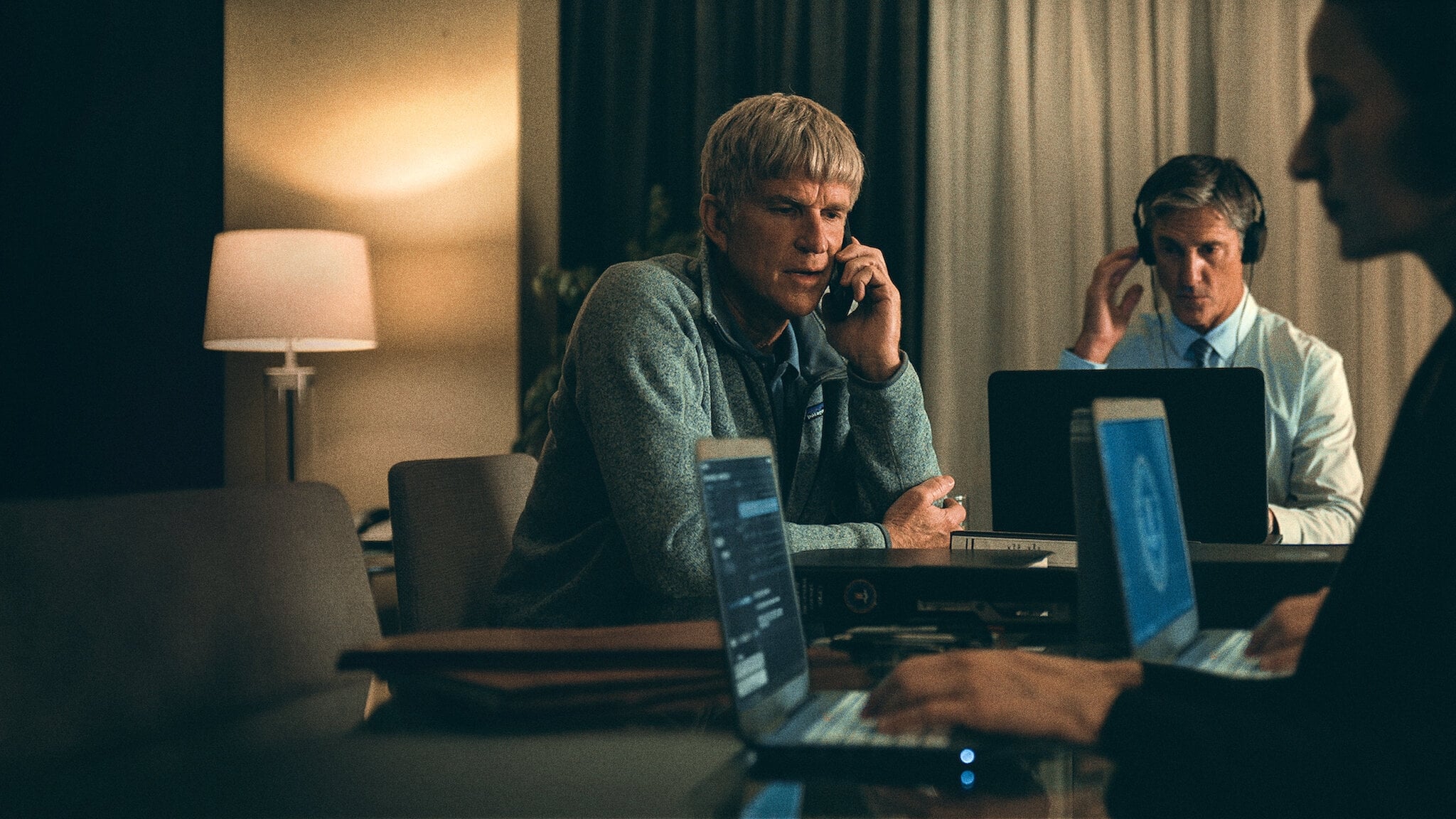 Видео к фильму Операция &laquo;Варсити Блюз&raquo;: Университетский скандал в США | Operation Varsity Blues: The College Admissions Scandal | Official Trailer | Netflix