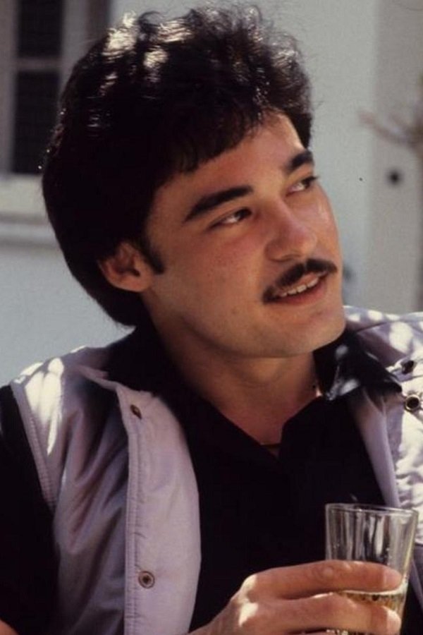 Фото  (Mark Gil)