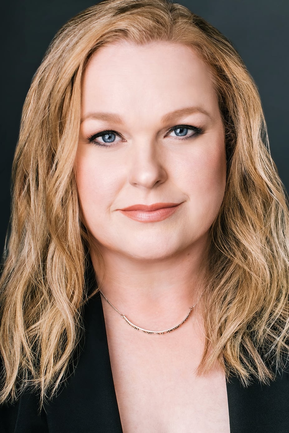 Фото Элизабет Боуэн (Elizabeth Bowen)