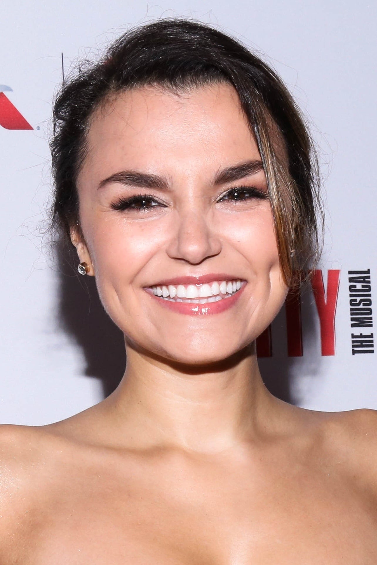 Фото  (Samantha Barks)