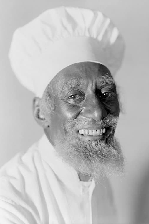 Фото  (Leigh Whipper)