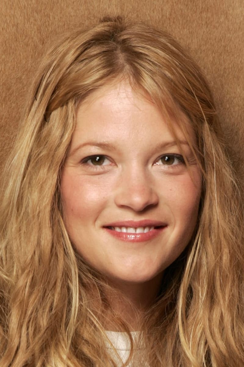 Фото Ники Эйкокс (Nicki Aycox)