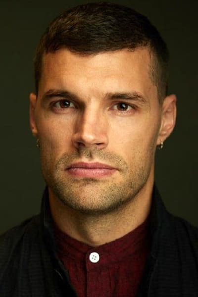 Фото Джоэл Смоллбоун (Joel Smallbone)