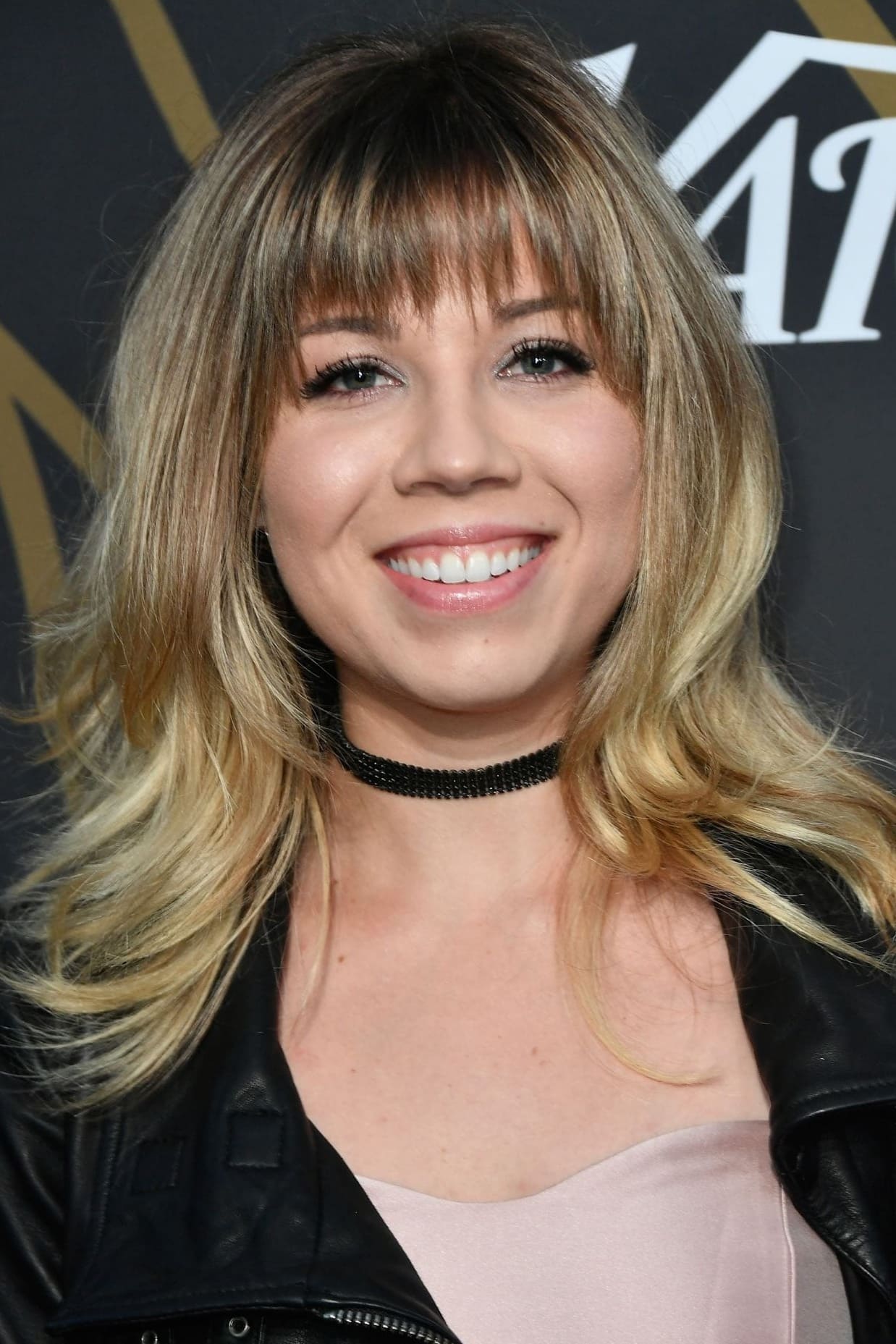 Фото  (Jennette McCurdy)