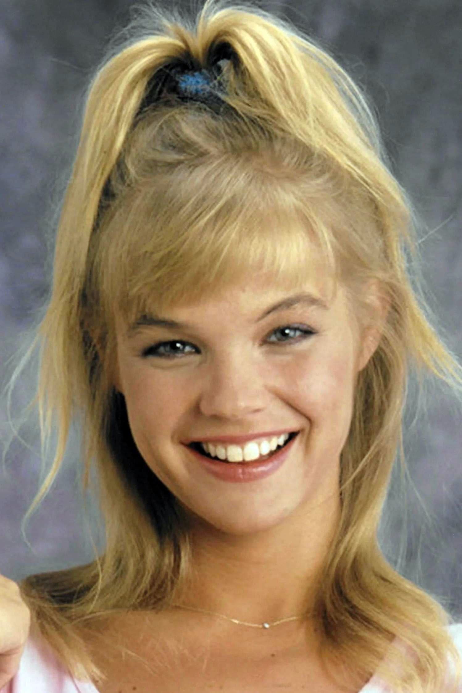 Фото Джули Маккуллок (Julie McCullough)