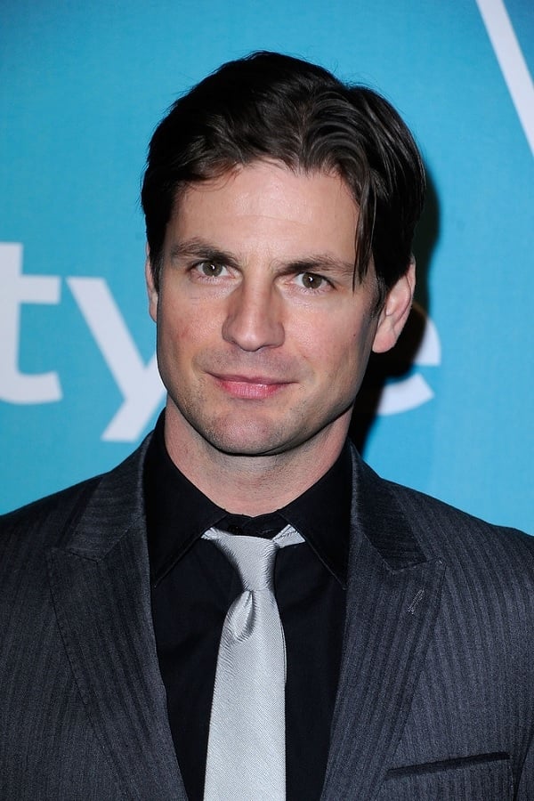 Фото  (Gale Harold)