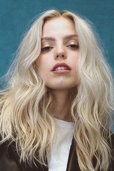 Фото Рене Рэпп (Reneé Rapp)