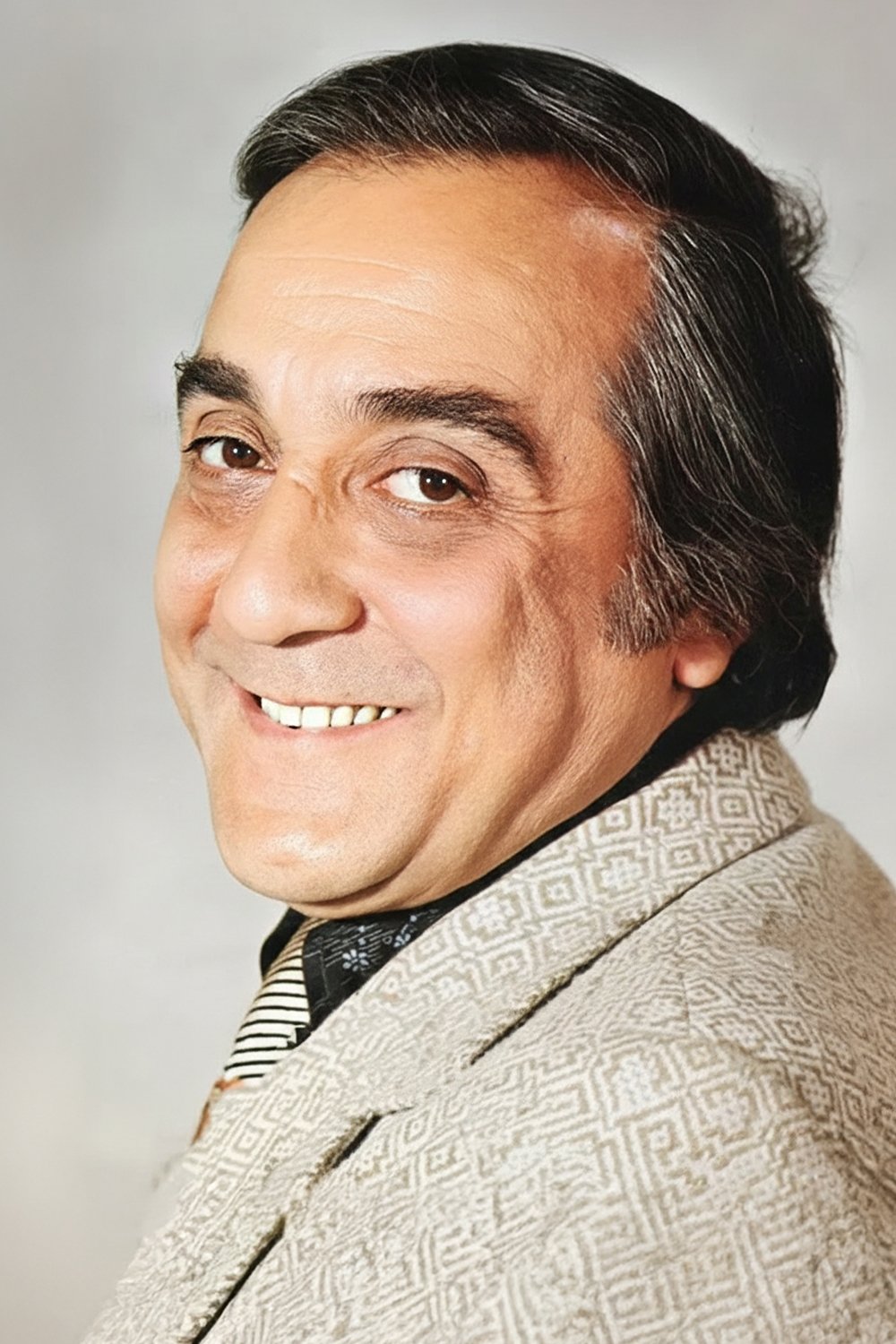 Фото  (Selim Naşit)
