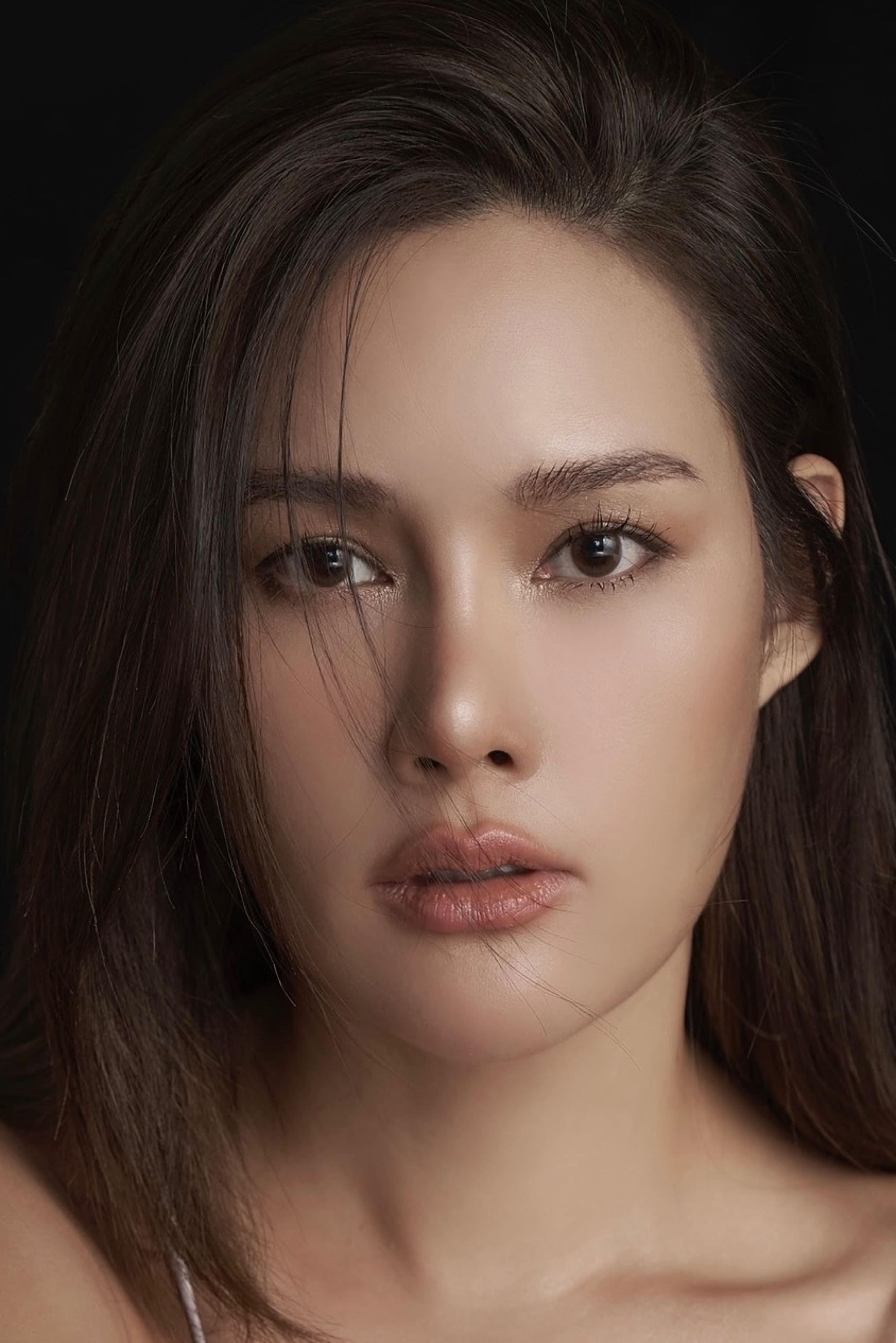 Фото Рата Понгам (Rhatha Phongam)