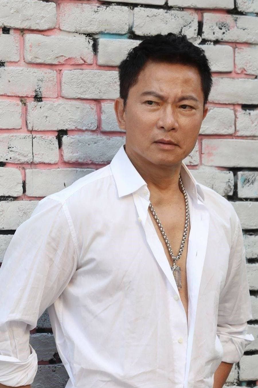 Фото  (Chi Kuan-Chun)