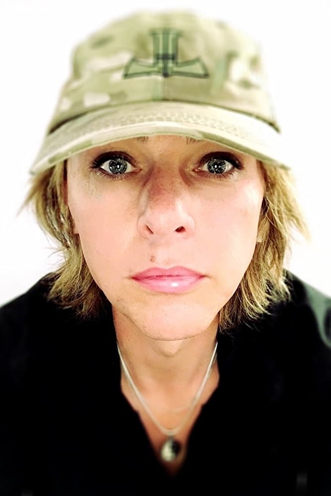 Фото Эм Джей Бассетт (M.J. Bassett)