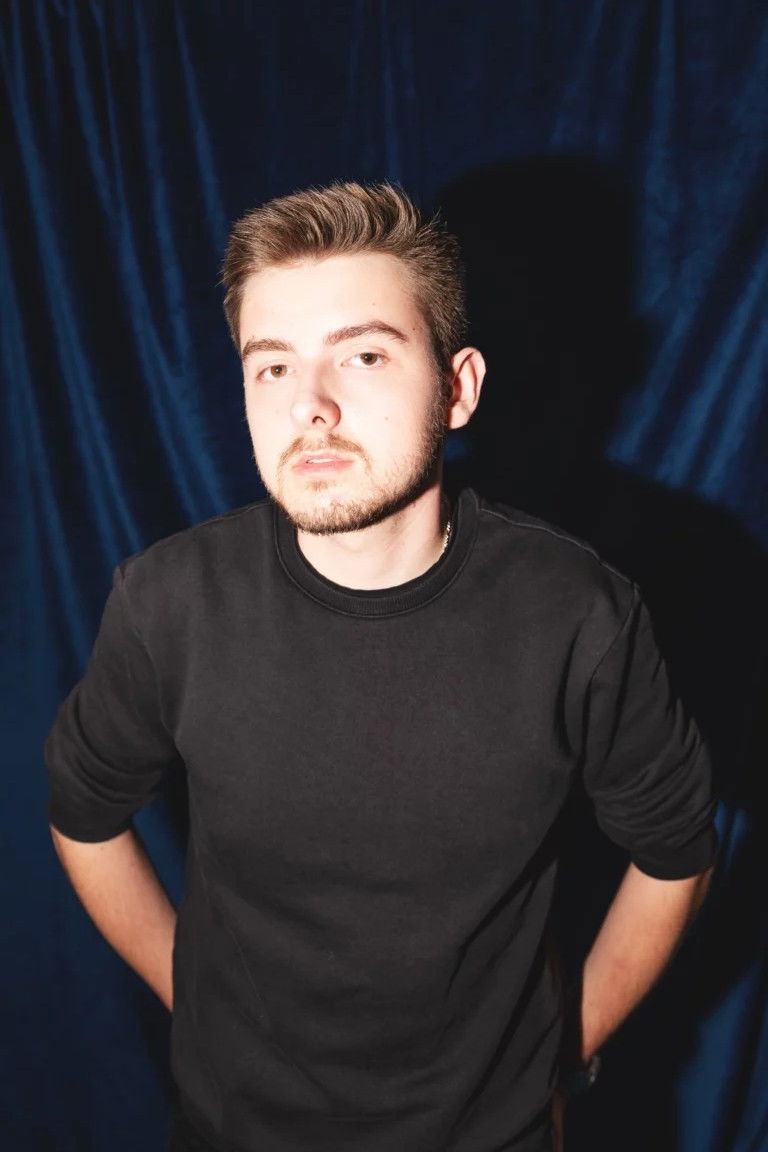 Фото  (Alex Frič)