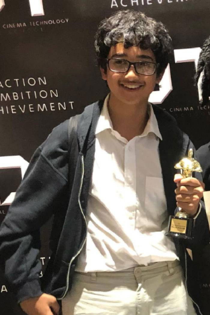 Фото  (Dev Schaeffer)