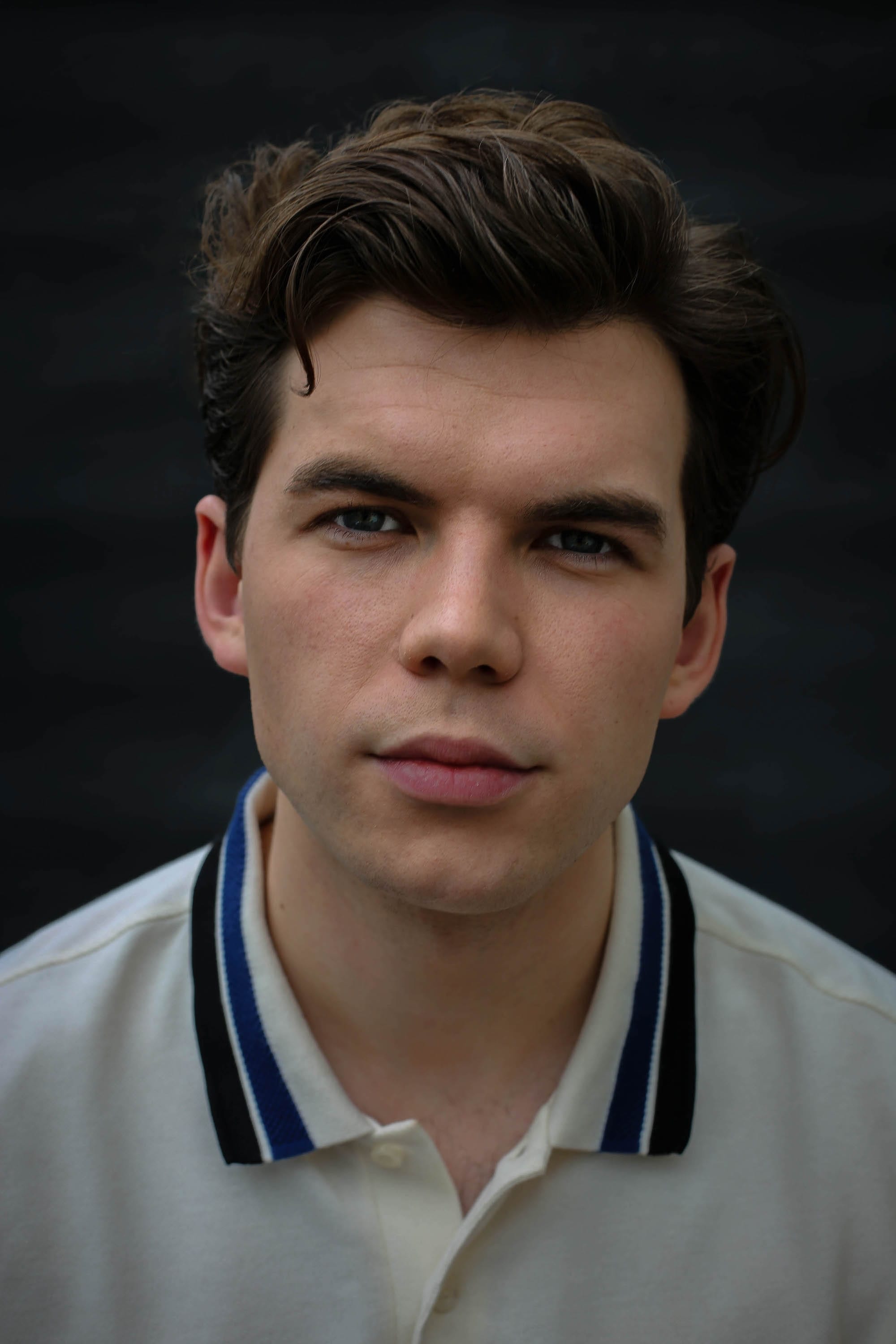 Фото Люк Ньютон (Luke Newton)