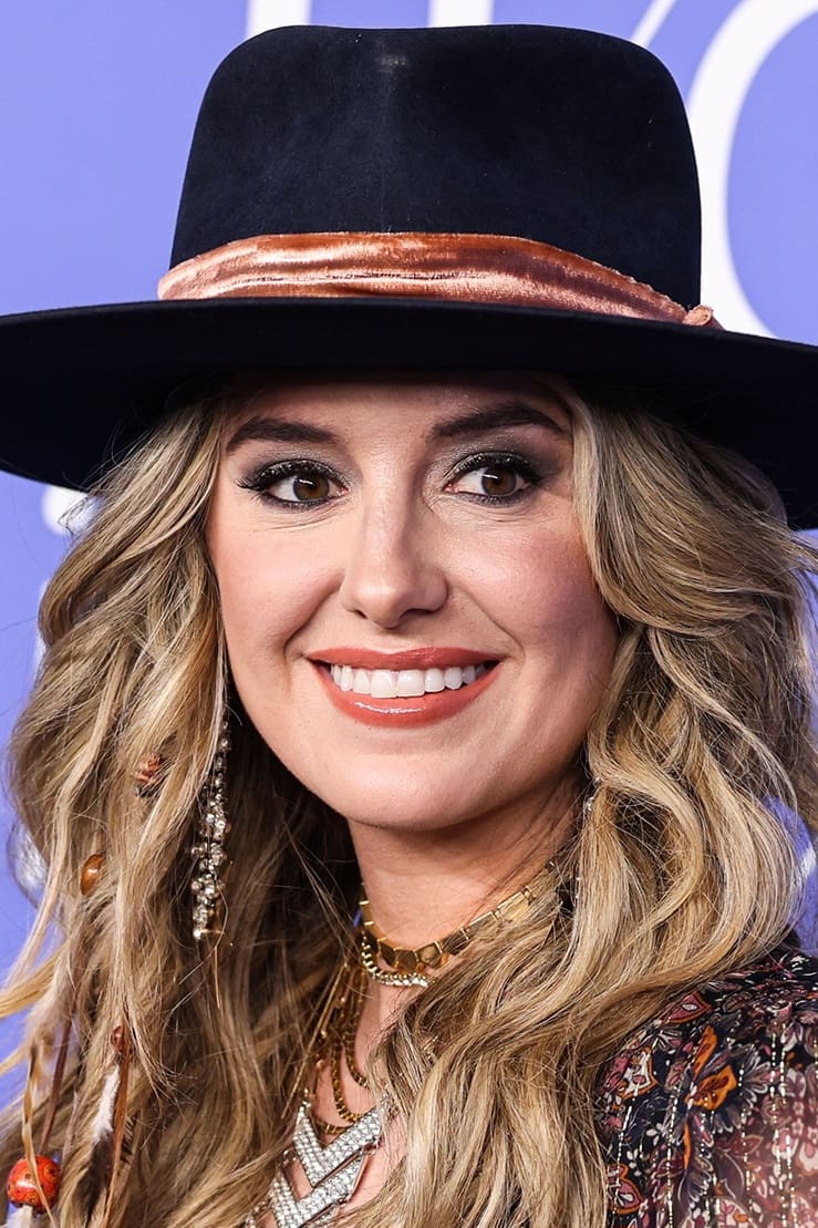 Фото Лэйни Уилсон (Lainey Wilson)